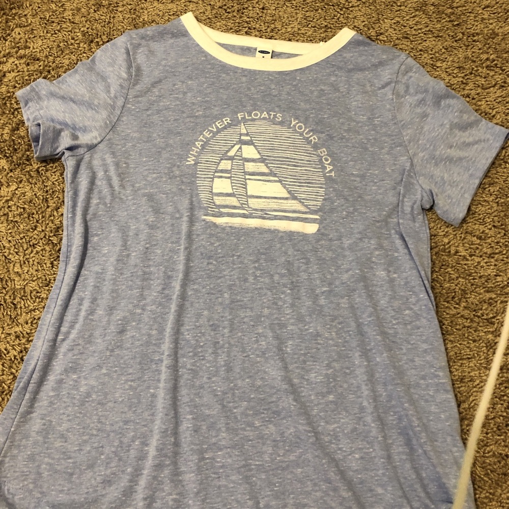 Old Navy t-shirt